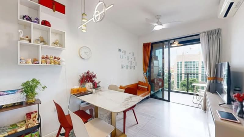 Parc Esta, 906 Sims Avenue, 2 Bedrooms, 635 sqft, Condominium For Sale, by Johanna Chow, 500225820 - Living Room - PropertyGuru.com.sg