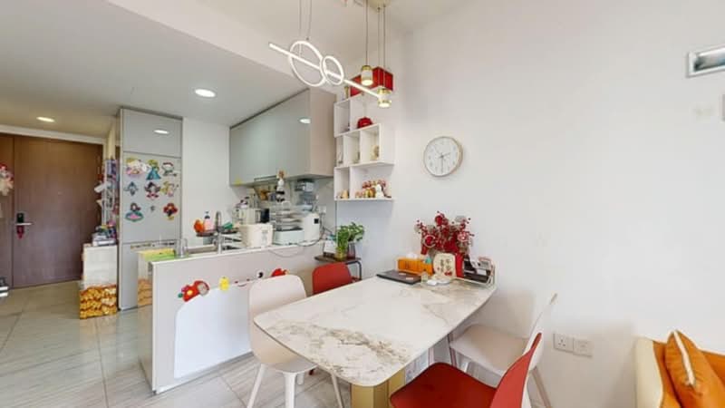 Parc Esta, 906 Sims Avenue, 2 Bedrooms, 635 sqft, Condominium For Sale, by Johanna Chow, 500225820 - Kitchen - PropertyGuru.com.sg