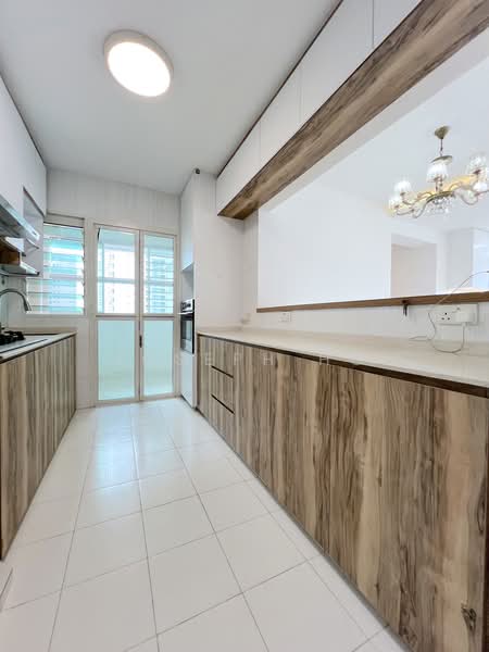 194A Bukit Batok West Avenue 6, 194A Bukit Batok West Avenue 6, 3 Bedrooms, 1,238 sqft, HDB Flat For Sale, by Joseph Ho, 500225825 - Kitchen - PropertyGuru.com.sg