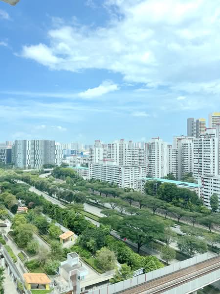 194A Bukit Batok West Avenue 6, 194A Bukit Batok West Avenue 6, 3 Bedrooms, 1,238 sqft, HDB Flat For Sale, by Joseph Ho, 500225825 - Exterior - PropertyGuru.com.sg