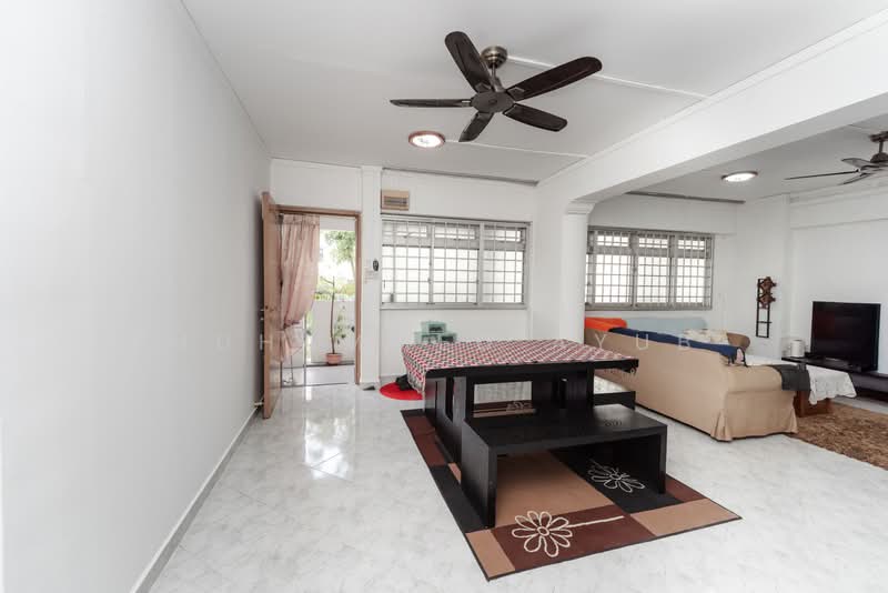 632 Pasir Ris Drive 3, 632 Pasir Ris Drive 3, 3 Bedrooms, 1,119 sqft, HDB Flat For Sale, by Muhammed Ayub, 500225833 - Living Room - PropertyGuru.com.sg