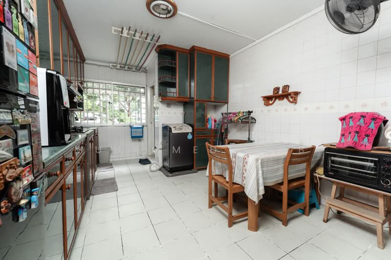 632 Pasir Ris Drive 3, 632 Pasir Ris Drive 3, 3 Bedrooms, 1,119 sqft, HDB Flat For Sale, by Muhammed Ayub, 500225833 - Kitchen - PropertyGuru.com.sg