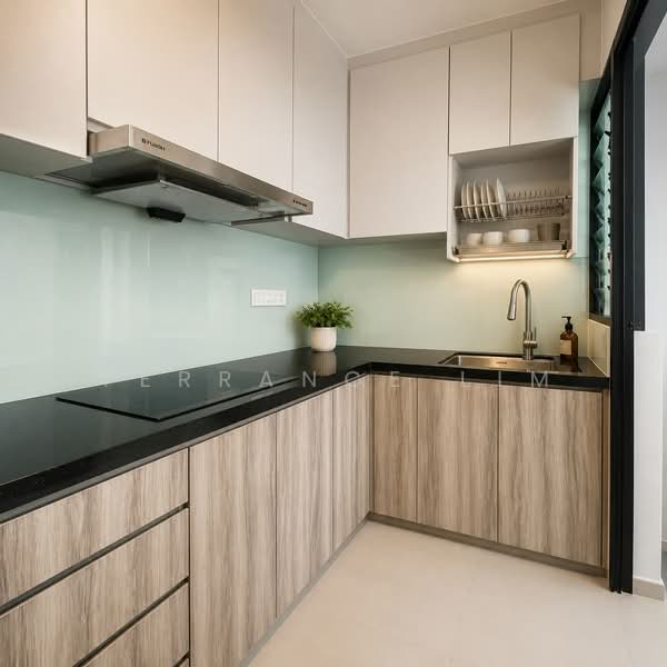 606C Tampines Street 61, 606C Tampines Street 61, 2 Bedrooms, 732 sqft, HDB Flat For Sale, by Terrance Lim, 500225838 - Kitchen - PropertyGuru.com.sg