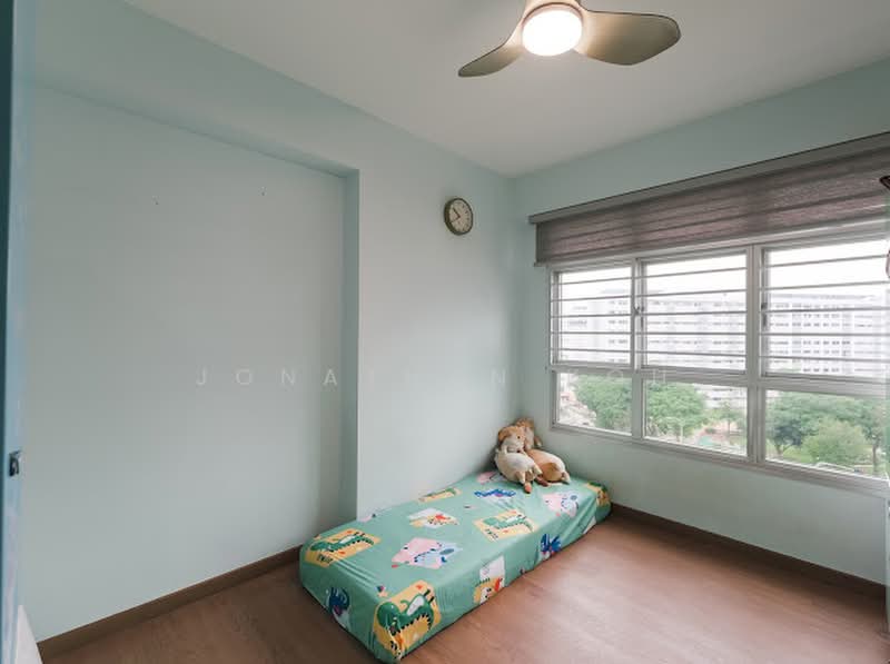 876C Tampines Avenue 8, 876C Tampines Avenue 8, 3 Bedrooms, 1,001 sqft, HDB Flat For Sale, by Jonathan Koh, 500225852 - Bedroom - PropertyGuru.com.sg