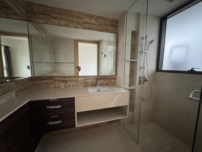 Commonwealth Towers, , 2 Bedrooms, 689 sqft, Condominium For Rent, by Alvin Tyh, 500225862 - Bathroom - PropertyGuru.com.sg