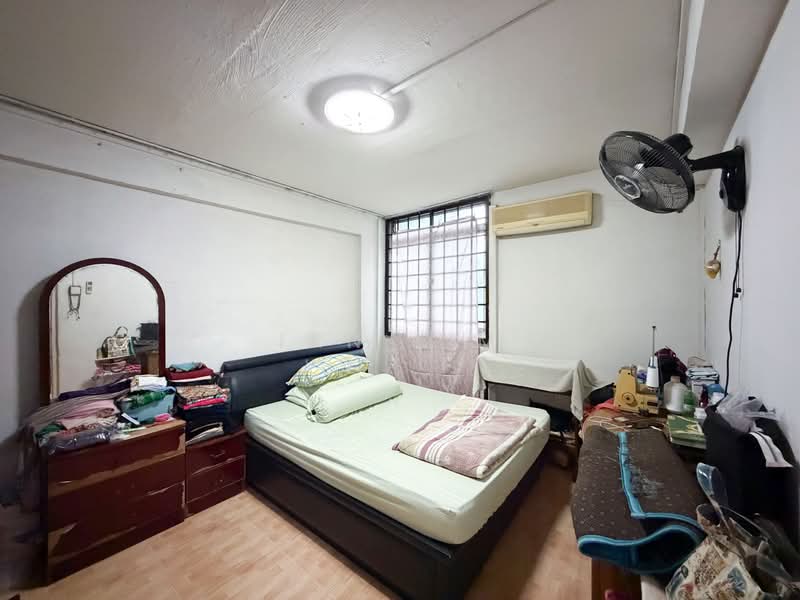 4 Ghim Moh Road, 4 Ghim Moh Road, 2 Bedrooms, 700 sqft, HDB Flat For Sale, by Ian Lim, 500225868 - PropertyGuru.com.sg