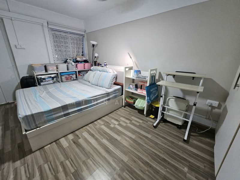 331 Clementi Avenue 2, 331 Clementi Avenue 2, 3 Bedrooms, 990 sqft, HDB Flat For Rent, by Minna Koh, 500225869 - Bedroom - PropertyGuru.com.sg