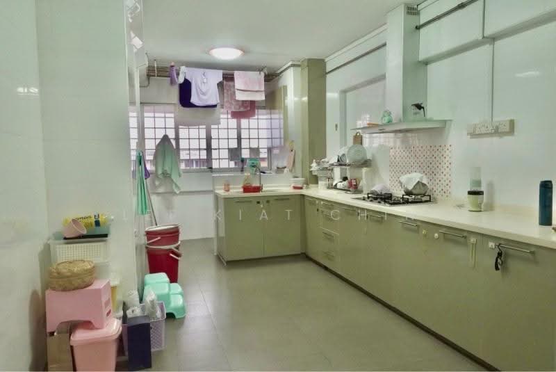 321 Yishun Central, 321 321, Sembawang / Yishun, 2 Bedrooms, 807 sqft, HDB Flat For Sale, by Lee Kiat Chin, 500225876 - PropertyGuru.com.sg