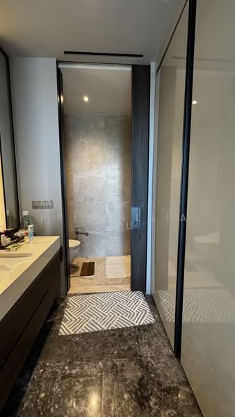 19 Nassim, 19 Nassim Hill, 1 Bedroom, 570 sqft, Condominium For Sale, by Priscillia Qiu, 500225889 - Bathroom - PropertyGuru.com.sg