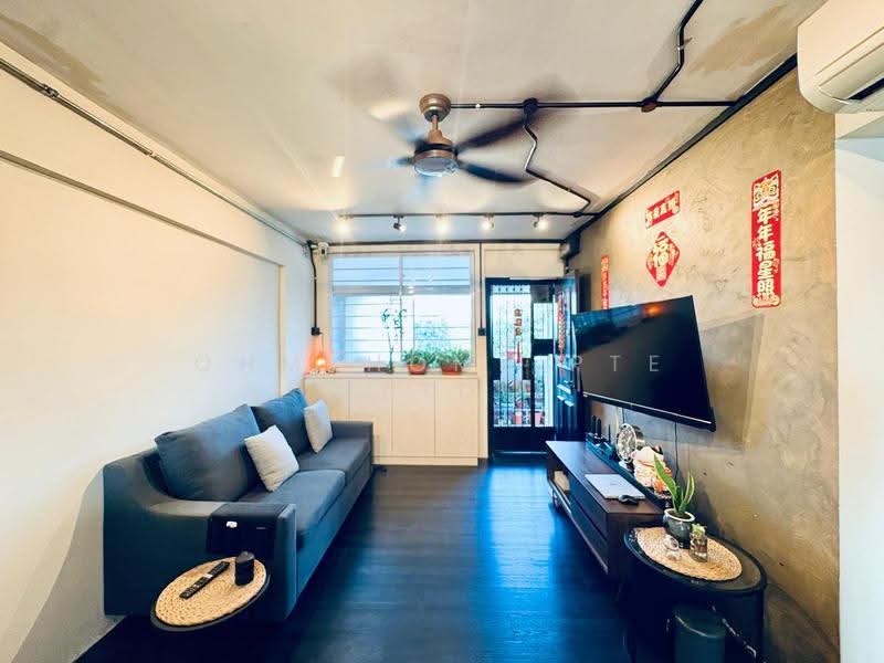 269 Bukit Batok East Avenue 4, 269 Bukit Batok East Avenue 4, Dairy Farm / Bukit Panjang / Choa Chu Kang, 2 Bedrooms, 689 sqft, HDB Flat For Sale, by STEVEN NG, 500225891 - Living Room - PropertyGuru.com.sg