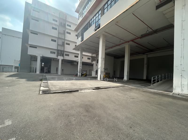 Ang Mo Kio vicinity, , 159,000 sqft, Factory / Workshop (B2) For Sale, by Eva Leong, 500225900 - Exterior - CommercialGuru.com.sg