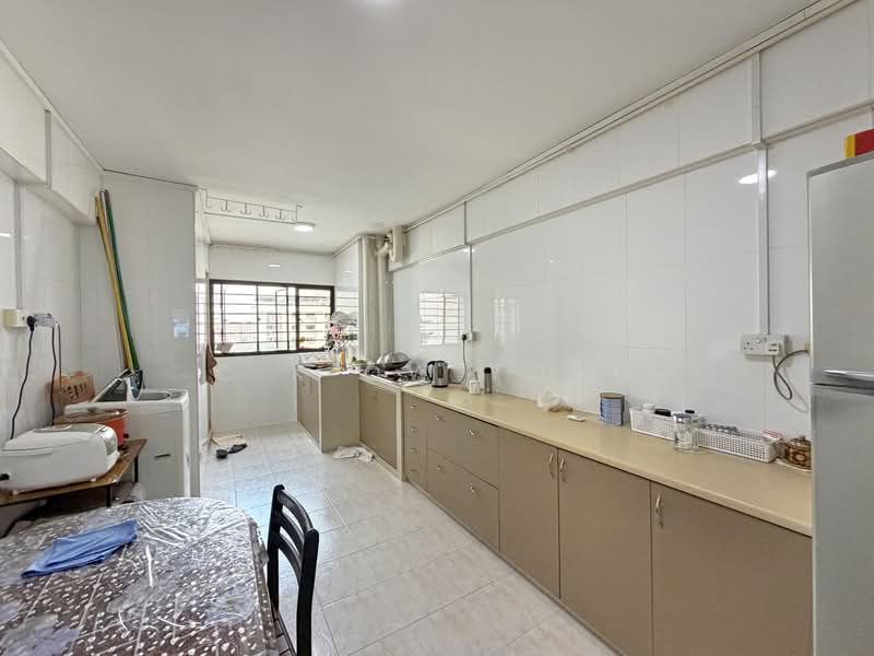 263 Tampines Street 21, 263 Tampines Street 21, Room Rental, 120 sqft, HDB Flat For Rent, by C K Ow Yong, 500225910 - Kitchen - PropertyGuru.com.sg