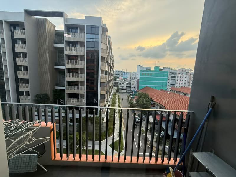 Rezi 24, 39 Lorong 24 Geylang, 2 Bedrooms, 549 sqft, Apartment For Sale, by Shanel Liew, 500225919 - Balcony - PropertyGuru.com.sg