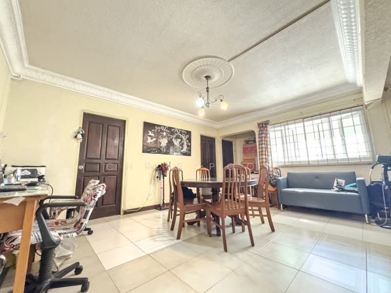 142 Bukit Batok Street 11, 142 Bukit Batok Street 11, 3 Bedrooms, 1,593 sqft, HDB Flat For Sale, by Chris Poon, 500225934 - Dining Room - PropertyGuru.com.sg