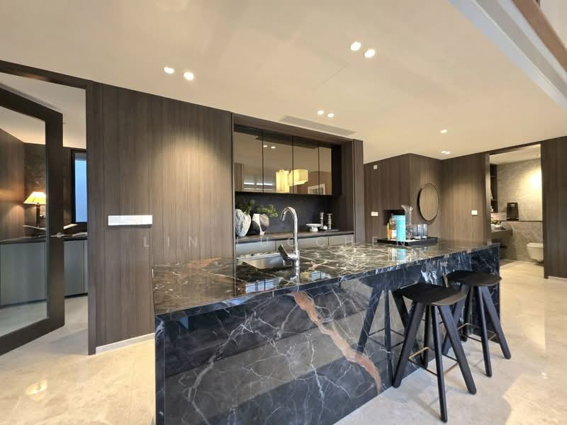Tembusu Grand, 94 Jalan Tembusu, 5 Bedrooms, 2,691 sqft, Condominium For Sale, by Lin LuoChen, 500225940 - Kitchen - PropertyGuru.com.sg