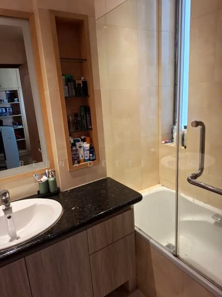 Horizon Towers, 15 Leonie Hill Road, 4 Bedrooms, 2,590 sqft, Condominium For Sale, by Bernadette Teo, 500225941 - Bathroom - PropertyGuru.com.sg