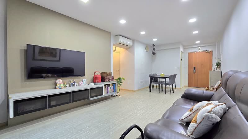 615C Edgefield Plains, 615C Edgefield Plains, Hougang / Punggol / Sengkang, 3 Bedrooms, 1,044 sqft, HDB Flat For Sale, by Ken Poh, 500225953 - Living Room - PropertyGuru.com.sg