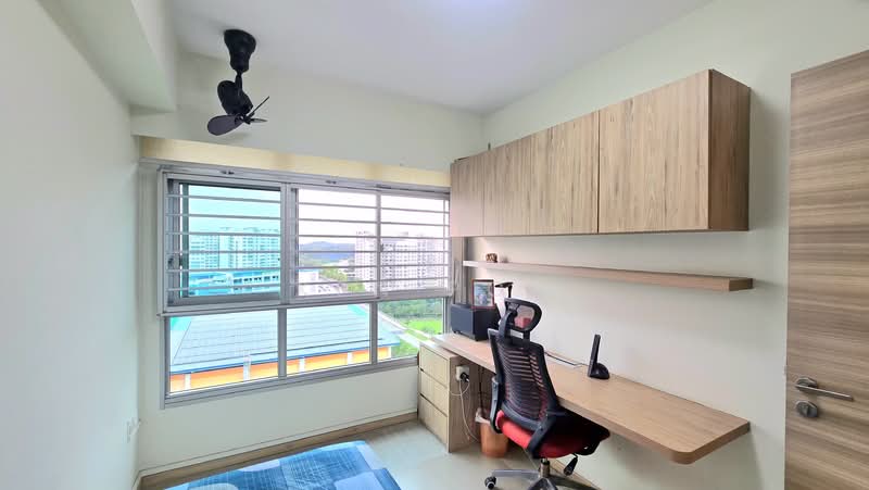 615C Edgefield Plains, 615C Edgefield Plains, Hougang / Punggol / Sengkang, 3 Bedrooms, 1,044 sqft, HDB Flat For Sale, by Ken Poh, 500225953 - Study - PropertyGuru.com.sg