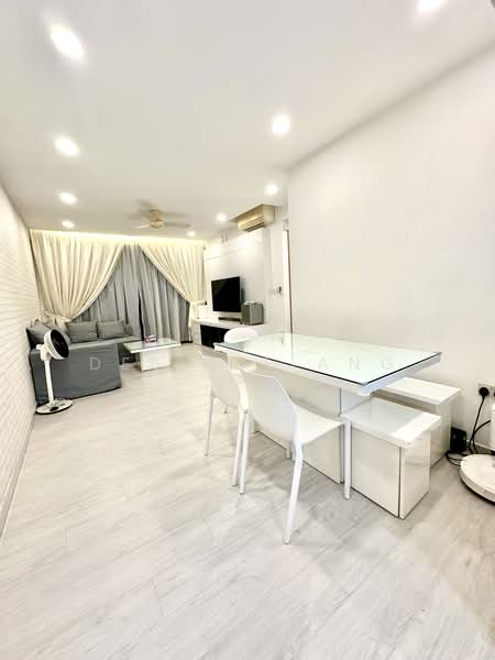 Prive, 31 Punggol Field, 3 Bedrooms, 1,227 sqft, Executive Condominium For Rent, by Desiree Ang, 500225955 - Living Room - PropertyGuru.com.sg