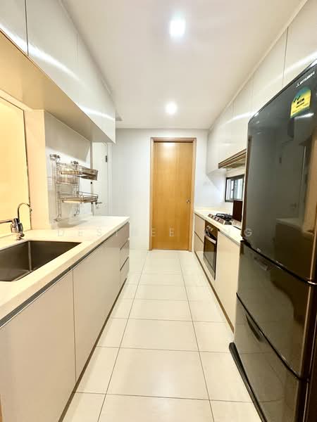 Prive, 31 Punggol Field, 3 Bedrooms, 1,227 sqft, Executive Condominium For Rent, by Desiree Ang, 500225955 - Kitchen - PropertyGuru.com.sg