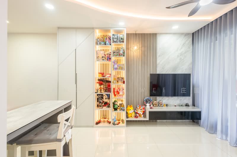 The Jovell, 21 Flora Drive, 2 Bedrooms, 721 sqft, Condominium For Sale, by Chuang Kuo Wei 庄国玮, 500225960 - Living Room - PropertyGuru.com.sg