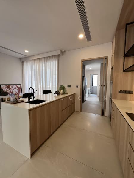 Kheam Hock Road Semi-Detached, Newton / Novena, 6 Bedrooms, 8,562 sqft, Semi-Detached House For Sale, by Lin LuoChen, 500225965 - Kitchen - PropertyGuru.com.sg