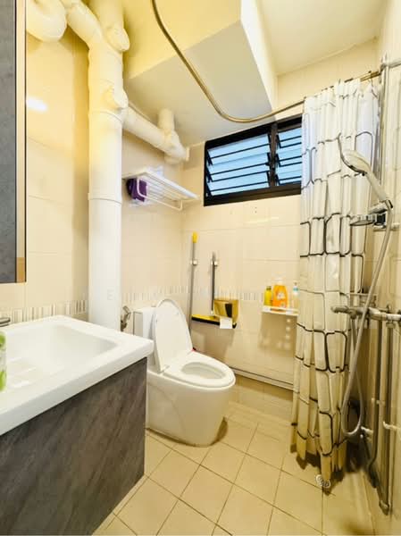 634 Ang Mo Kio Avenue 6, 634 Ang Mo Kio Avenue 6, 3 Bedrooms, 979 sqft, HDB Flat For Sale, by Kelvin Ong, 500225970 - PropertyGuru.com.sg