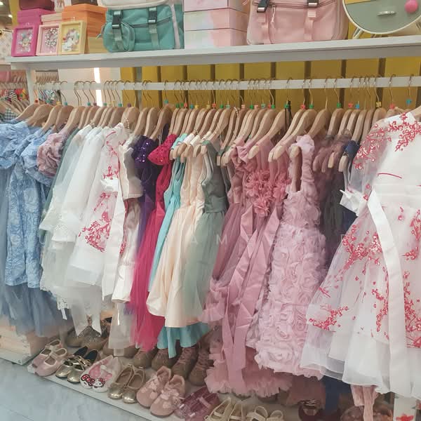 Clarke Quay Central, , 476 sqft, Other Retail For Rent, by Gupta Sameer Raj, 500225977 - CommercialGuru.com.sg