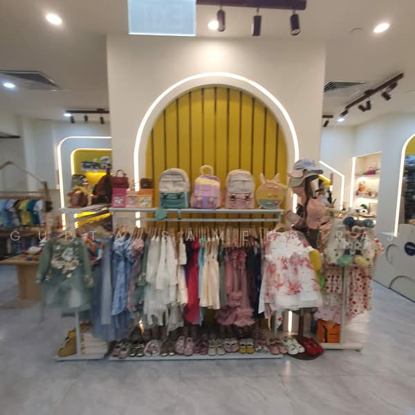 Clarke Quay Central, , 476 sqft, Other Retail For Rent, by Gupta Sameer Raj, 500225977 - Interior - CommercialGuru.com.sg
