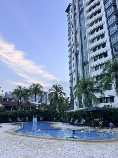 Palm Gardens, 2C Hong San Walk, 3 Bedrooms, 1,206 sqft, Condominium For Sale, by Li Xinghua, 500225984 - Exterior - PropertyGuru.com.sg