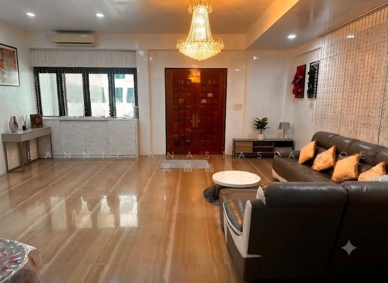 Reno 3.5 Storey Corner-T @ Jalan Anggerek, Macpherson, Braddell, Potong Pasir, Potong Pasir, Jalan Anggerek, 10+ Bedrooms, 5,335 sqft, Corner Terrace For Sale, by Jeannie Anastasia Koe 高晶晶, 500225989 - Living Room - PropertyGuru.com.sg