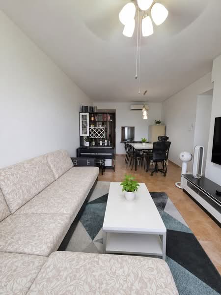 CALARASI, , 3 Bedrooms, 1,206 sqft, Condominium For Sale, by Albert Tan, 500225997 - PropertyGuru.com.sg