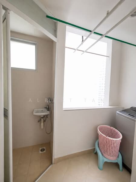 CALARASI, , 3 Bedrooms, 1,206 sqft, Condominium For Sale, by Albert Tan, 500225997 - PropertyGuru.com.sg