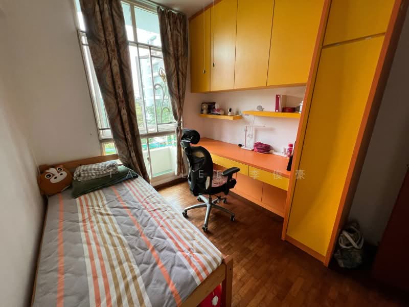 Lilydale, 556 Yishun Ave 6, 3 Bedrooms, 1,227 sqft, Condominium For Sale, by Stan Lee 李俊豪, 500226012 - Bedroom - PropertyGuru.com.sg