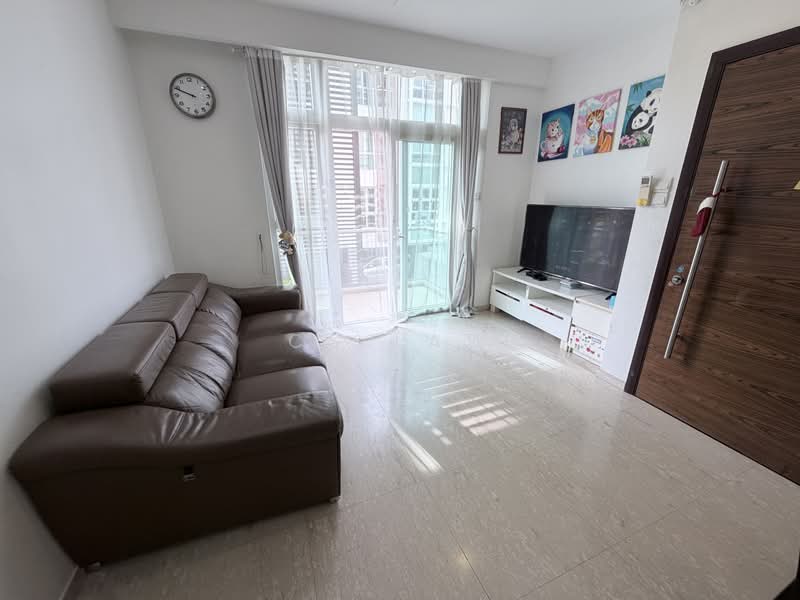 East Shine, 57 Lorong Melayu, 3 Bedrooms, 980 sqft, Apartment For Sale, by CS Law, 500226016 - Living Room - PropertyGuru.com.sg