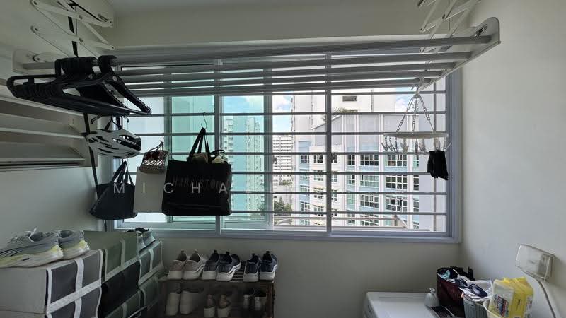 661C Edgedale Plains, 661C Edgedale Plains, Hougang / Punggol / Sengkang, 3 Bedrooms, 990 sqft, HDB Flat For Sale, by Michael Chang, 500226020 - Yard - PropertyGuru.com.sg