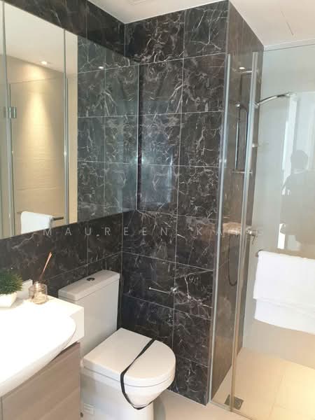 Skies Miltonia, 3 Miltonia Close, 3 Bedrooms, 2,562 sqft, Condominium For Sale, by Maureen Kang, 500226033 - Bathroom - PropertyGuru.com.sg