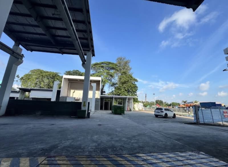 Covered warehouse in Loyang with 30 tons crane, open yard, ancillary office, Loyang, 48,050 sqft, Warehouse For Rent, by Alex Ho, 500226038 - Exterior - CommercialGuru.com.sg