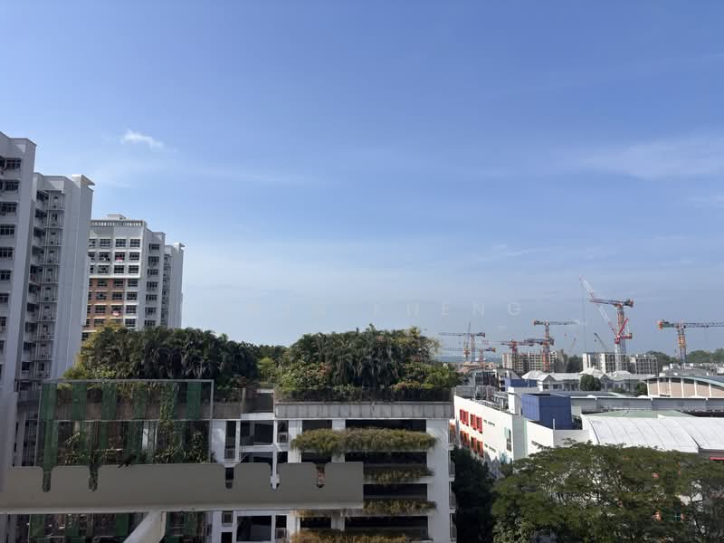 157 Bedok South Avenue 3, 157 Bedok South Avenue 3, 3 Bedrooms, 893 sqft, HDB Flat For Sale, by Edwin Kheng, 500226044 - View from unit - PropertyGuru.com.sg