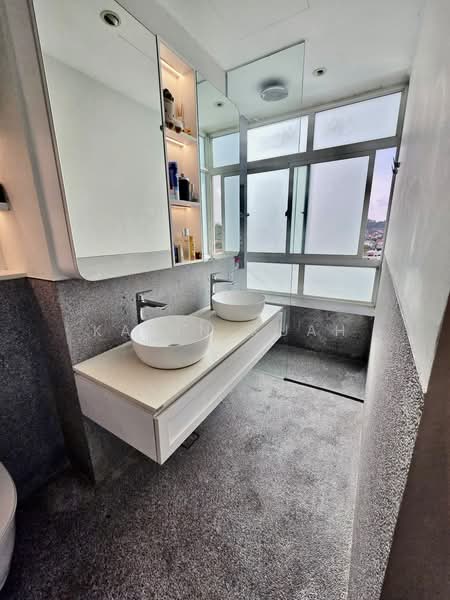 The Cascadia, 945 Bukit Timah Road, 3 Bedrooms, 1,679 sqft, Condominium For Sale, by Kavin Kuah, 500226053 - Bathroom - PropertyGuru.com.sg
