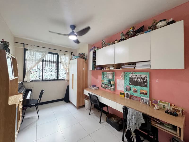 209B Punggol Place, 209B Punggol Place, 3 Bedrooms, 990 sqft, HDB Flat For Sale, by Risdian Isbintara, 500226072 - Study - PropertyGuru.com.sg