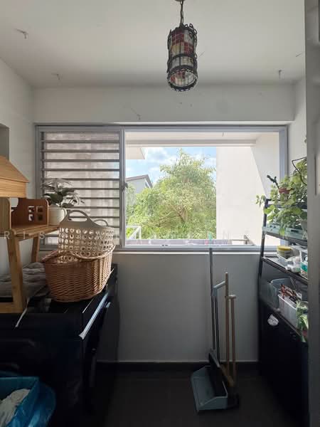 209B Punggol Place, 209B Punggol Place, 3 Bedrooms, 990 sqft, HDB Flat For Sale, by Risdian Isbintara, 500226072 - Balcony - PropertyGuru.com.sg