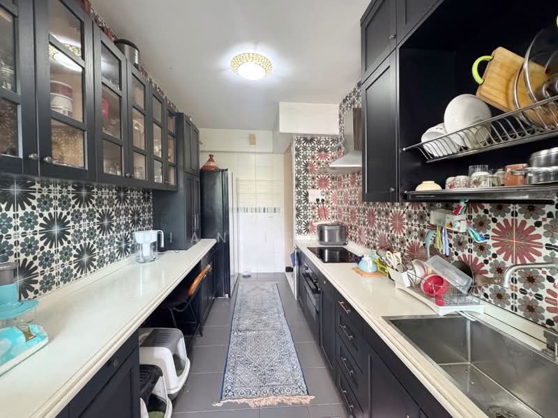209B Punggol Place, 209B Punggol Place, 3 Bedrooms, 990 sqft, HDB Flat For Sale, by Risdian Isbintara, 500226072 - Kitchen - PropertyGuru.com.sg