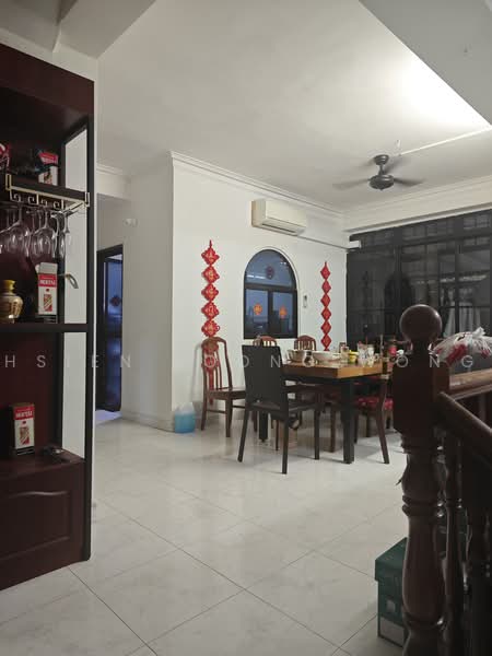 Ah Soo Walk, , 4 Bedrooms, 2,357 sqft, Corner Terrace For Sale, by Hsien Loong Wong, 500226077 - Dining Room - PropertyGuru.com.sg