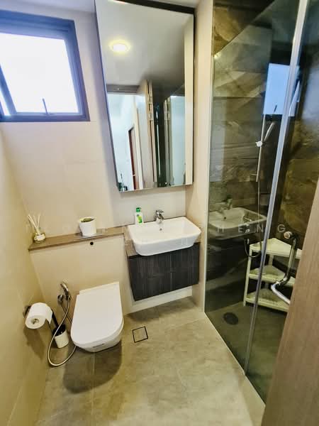 183 Longhaus, 183 Upper Thomson Road, Room Rental, 250 sqft, Condominium For Rent, by Florence Zheng Zhen, 500226081 - Bathroom - PropertyGuru.com.sg