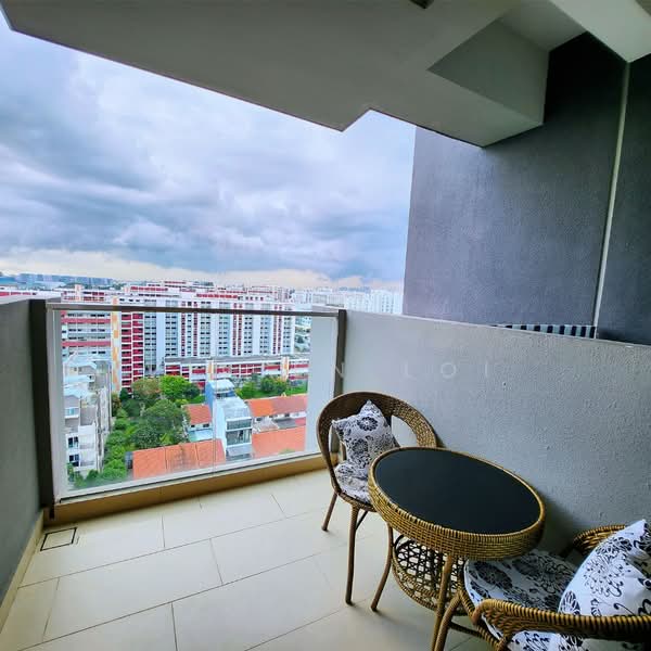 Trilive, 111 Tampines Road, 3 Bedrooms, 904 sqft, Condominium For Sale, by Vivien Loi, 500226084 - Balcony - PropertyGuru.com.sg