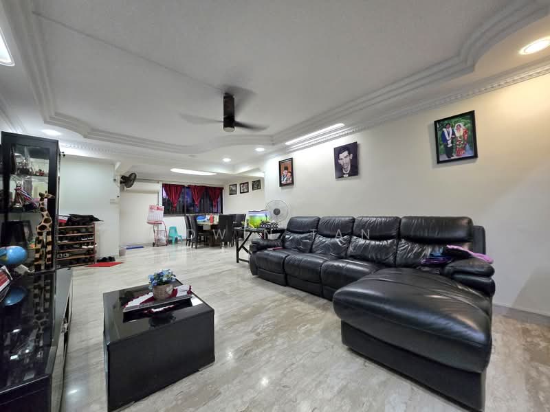 254 Bukit Batok East Avenue 4, 254 Bukit Batok East Avenue 4, 3 Bedrooms, 1,302 sqft, HDB Flat For Sale, by Edwin Tan, 500226094 - Living Room - PropertyGuru.com.sg
