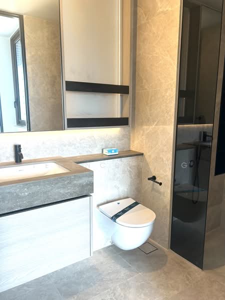 The Reef at King's Dock, 2 Harbourfront Avenue, 2 Bedrooms, 721 sqft, Condominium For Sale, by Terence Tang, 500226101 - Bathroom - PropertyGuru.com.sg