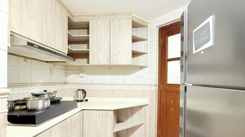 The Bayshore, 22 Bayshore Road, Room Rental, 150 sqft, Condominium For Rent, by Claudia Faith Chua, 500226107 - Kitchen - PropertyGuru.com.sg