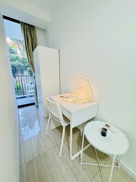 My Manhattan, 35 Simei Street 3, Room Rental, 150 sqft, Condominium For Rent, by Florence Zheng Zhen, 500226108 - R4 Common balcony - PropertyGuru.com.sg